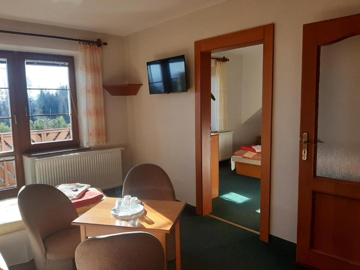 Erika Penzion Vysoké Tatry Esterno foto